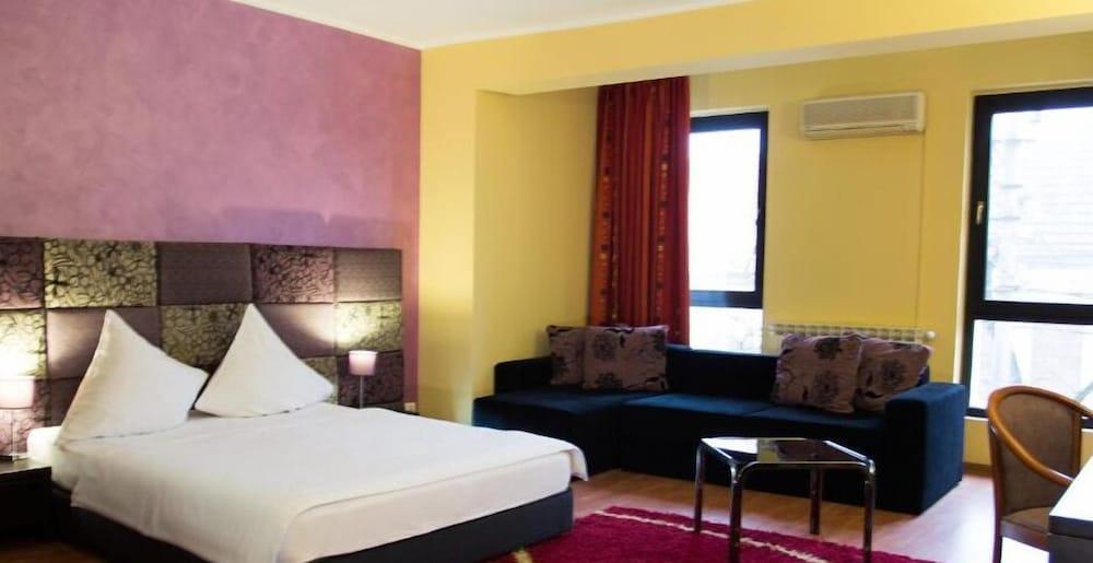 Hotel Perla Timisoara Exterior foto